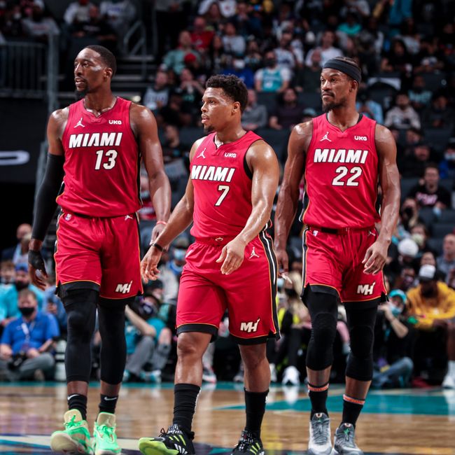 持续的二次 持续的二次